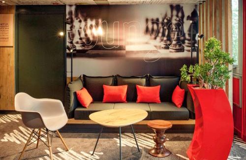 Gennevilliers Hotel | ibis Paris Gennevilliers