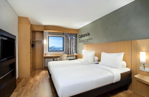 Pontianak Hotel | ibis Pontianak City Center