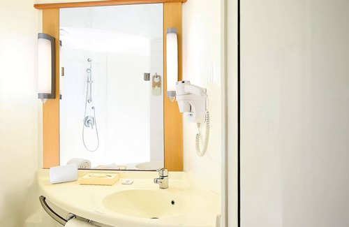 Viman Nagar Hotel | ibis Pune Viman Nagar Hotel