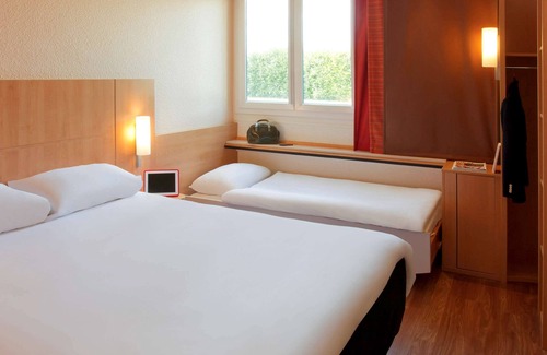 Le Coteau Hotel | ibis Roanne