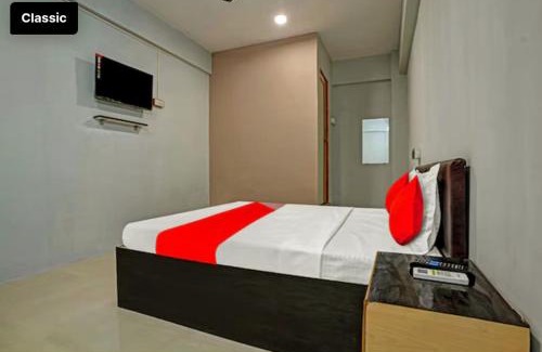 Surat Hotel | Ibis Rooms Times World Althan