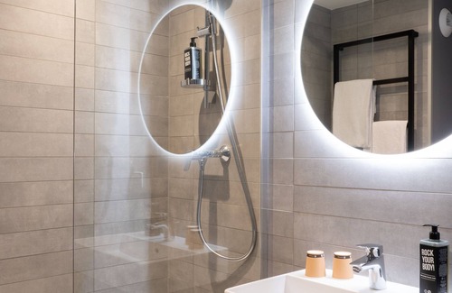 Saint-Paul-Trois-Chateaux Hotel | ibis Saint Paul Trois Chateaux (Ouverture Decembre 23)