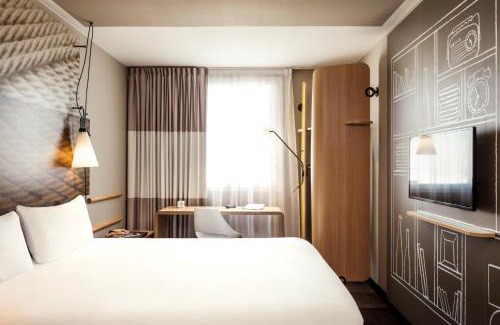 Montigny-le-Bretonneux Hotel | ibis Saint Quentin en Yvelines - Vélodrome