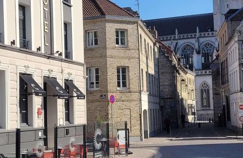 Saint-Omer Hotel | ibis Saint-Omer Centre