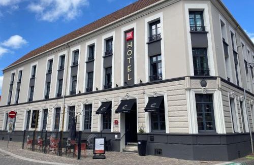 Saint-Omer Hotel | ibis Saint-Omer Centre