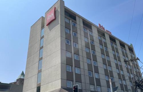 Las Rejas Hotel | ibis Santiago Estacion Central
