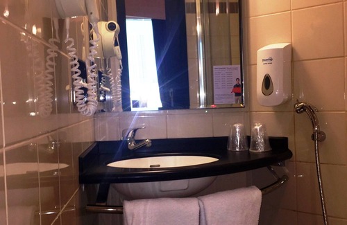 Kuwait City Hotel | ibis Sharq Kuwait