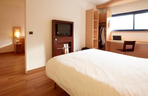 Chasseneuil-du-Poitou Hotel | ibis Site du Futuroscope