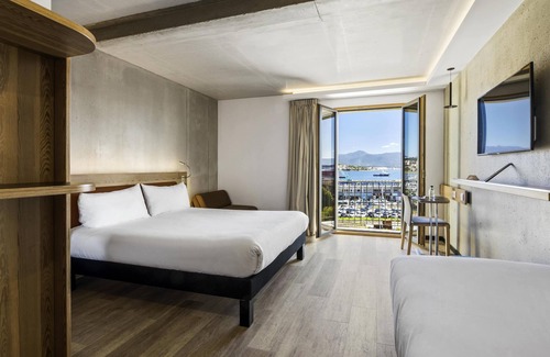 Ajaccio Hotel | ibis Styles Ajaccio Napoleon