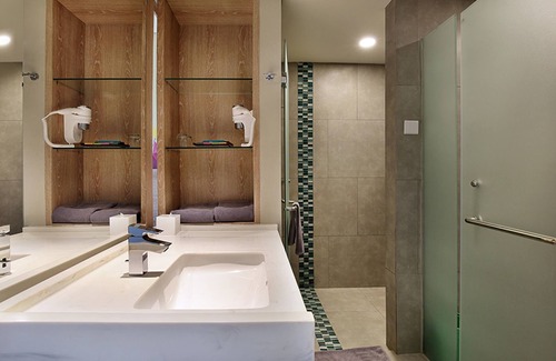 Sukaraja Hotel | ibis Styles Bogor Raya
