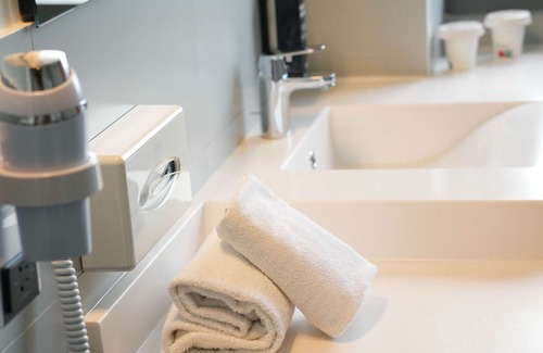 Port of Caen Hotel | Ibis Styles Caen Centre Gare