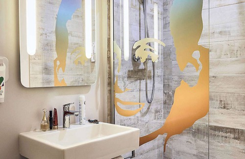 Hyeres City Centre Hotel | Ibis Styles Hyères Rooftop & Spa