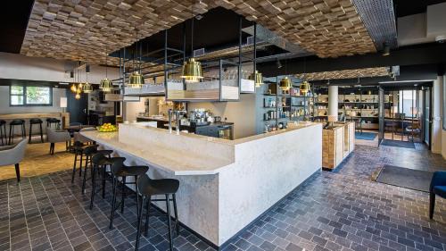 Centre-ville rive gauche Hotel | ibis Styles Laval Centre Gare