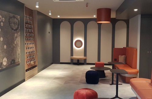Miroir - Batignolles Hotel | ibis Styles Le Mans Centre Gare