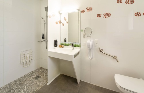 Lisieux Hotel | ibis Styles Lisieux Normandie