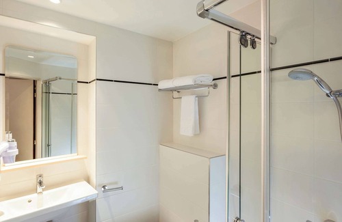 Charonne Hotel | ibis Styles Paris Nation Porte De Montreuil