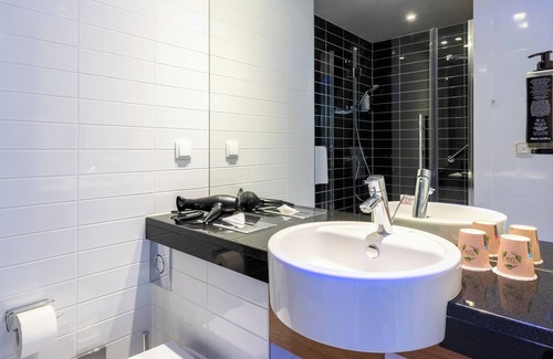 Warsaw Hotel | Ibis Styles Warszawa Airport