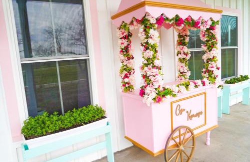 Lacy-Lakeview House | Ice Cream Retreat at Casa Kumwesu