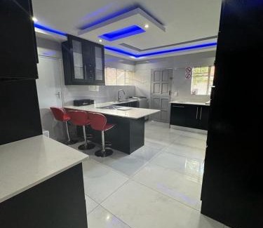 Standerton House | Icebolethu Guest House