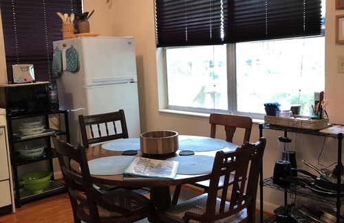 Branford Cottage | Ichetucknee Springs/Ginnie Springs/Santa Fe River at the Hideaway Cottage