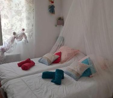 Sollies-Toucas House | ICI et MAINTENANT Chambres chez l'Habitant