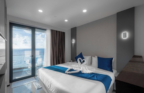 Maafushi Hotel | iCom Blue Sea View