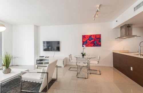 Downtown Miami Apartment | Icon Brickell Residences