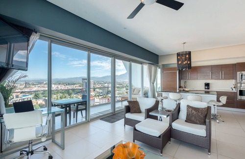 North Hotel Zone Condo | Icon Panoramic Views Ocean Beach Front Best Pool & SPA