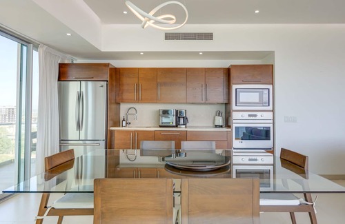 Puerto Vallarta Condo | Icon Stunning Ocean Views, 2 Bedrooms 2 bath Icon Condo