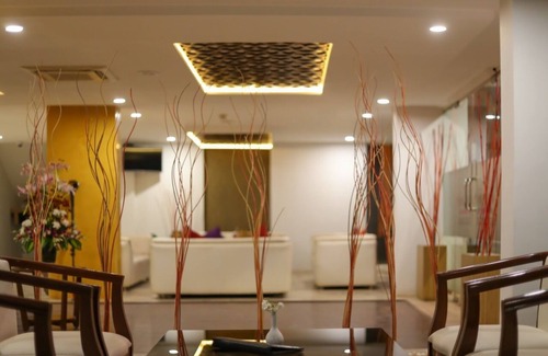 Marathahalli Hotel | Icon Suites by Bhagini