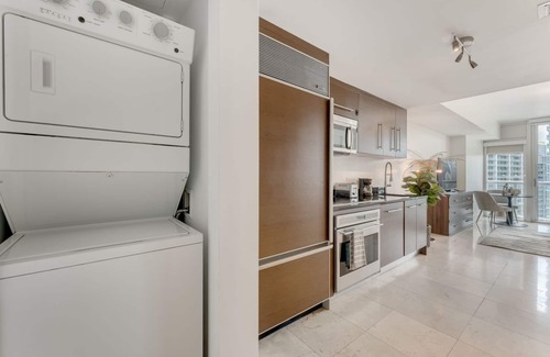 Downtown Miami Condo | ICON W BRICKELL BY IMD MIAMI VACATION RENTALS COZY STUDIO