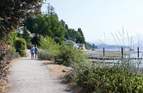 Gibsons House | Iconic 3-Story Waterfront 'Marina House' w/View