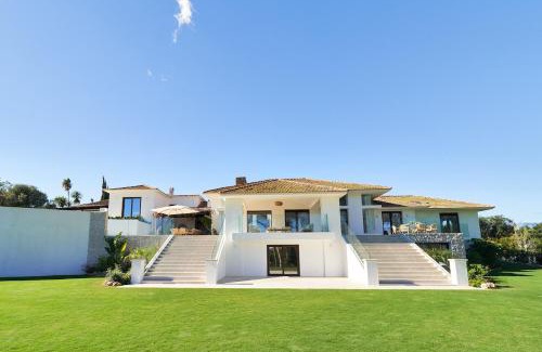 Marbella Villa | Iconic Exception Villa - Heating Pool & Tennis