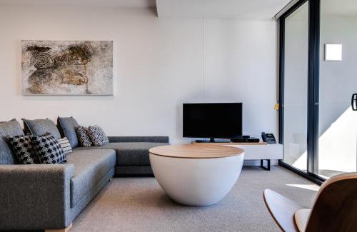 Coolangatta Resort | Iconic Kirra Beach Resort