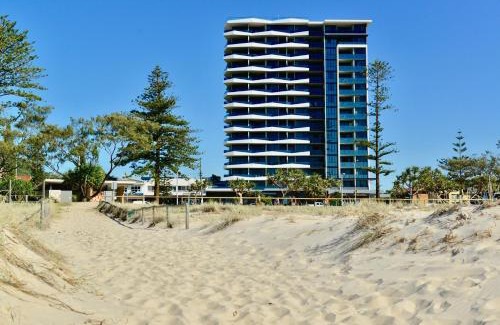 Coolangatta Resort | Iconic Kirra Beach Resort
