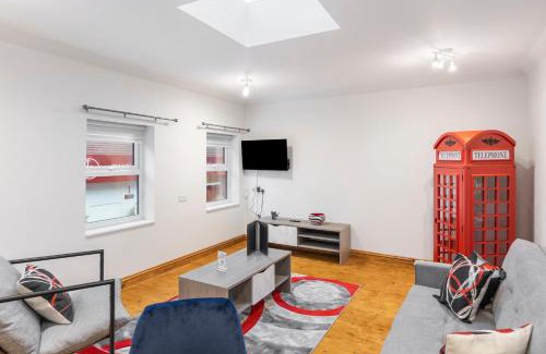 Golders Green Apartment | Iconic London Apartment