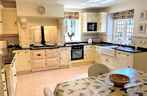 Bourton House | Iconic Luxury Detached Period House on the River Bank with parking.