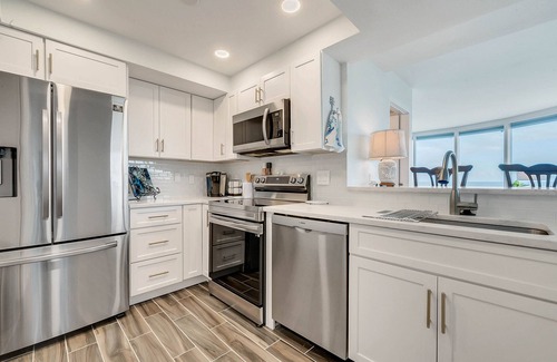 Daytona Beach Shores Condo | ICONIC Oceanview Unit ~ Completely renovated!