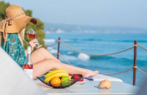 Mola Kalyva Villa | Iconic PRIVE beachfront villa Mola Kaliva
