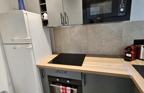 Liberation Apartment | Idéal Central Calme Cosy Chaleureux Zen Appartement Mignon