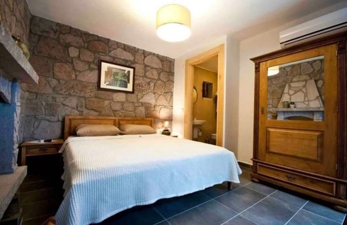 Behram Hotel | Idasos Tasodalar