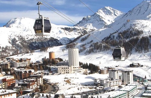 Sestriere Apartment | Ideal 5-pax ski apartment with sauna and miniclub in a 4* residence