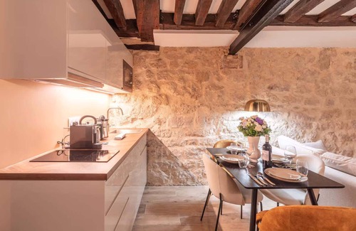 Porte-Saint-Martin Apartment | Ideal and cozy 2BD in Saint-Martin