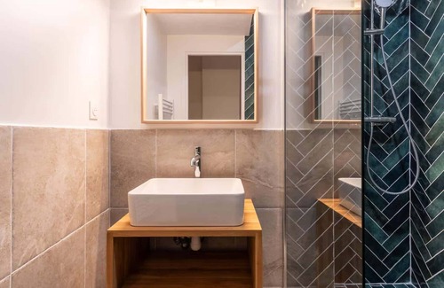 Porte-Saint-Martin Apartment | Ideal and cozy 2BD in Saint-Martin