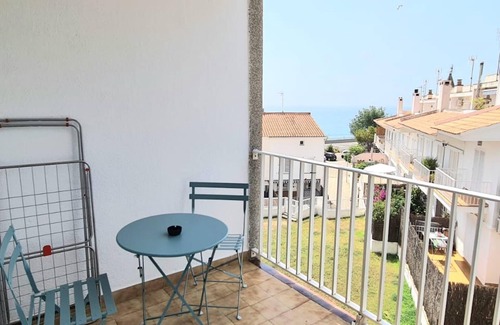 Sant Pol De Mar Apartment | Ideal apartment for couples 100m beach