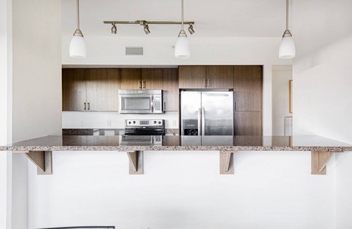 Northwest Bellevue Apartment | Ideal Bellevue 2BR w/Great Views & Gym, close to shopping, by Blueground