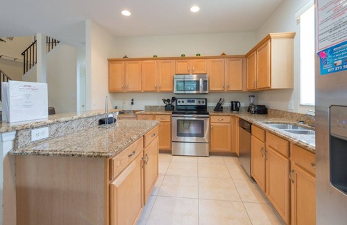 Highlands Reserve Villa | Ideal family villa/large private pool/not overlooked/near Disney/on golf course