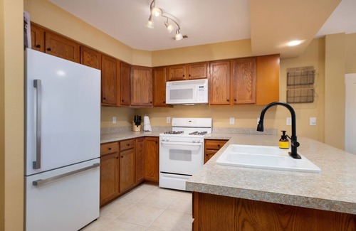 South Haven Condo | Ideal for couples with a central location steps from everything!