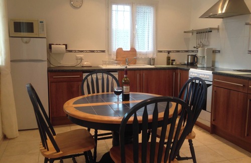 Cessenon-sur-Orb Villa | Ideal for family & friends to enjoy a holiday together, but have your own space.