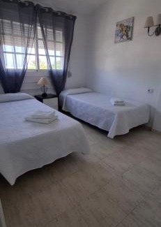 San Isidro House | Ideal for Families-Children's Play Area, Terrace, BBQ, WiFi